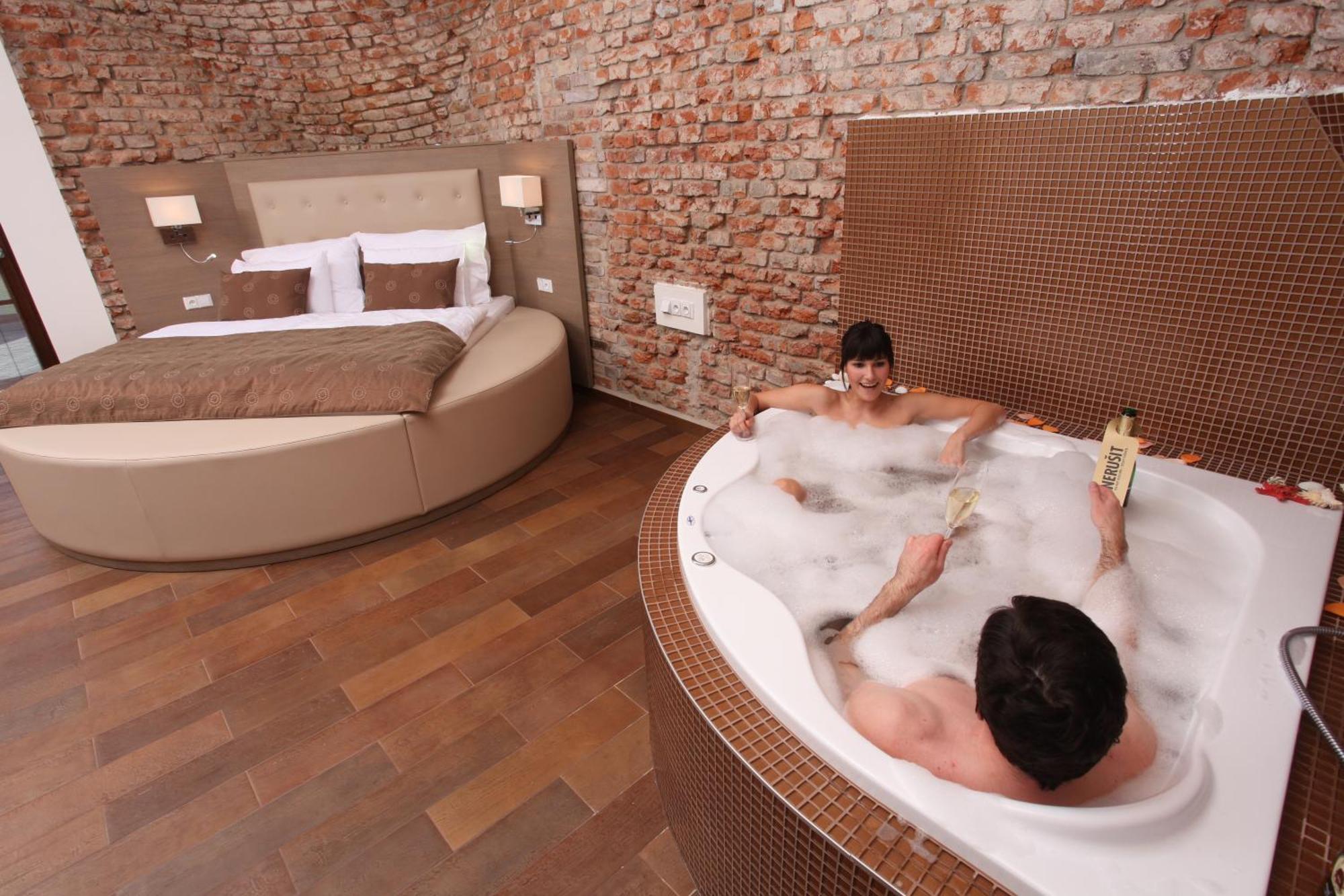 Hotel Sladovna Cerna Hora Phòng bức ảnh