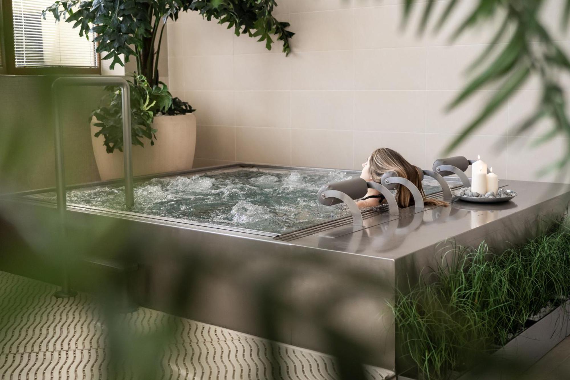 Hotel Sladovna Cerna Hora Ngoại thất bức ảnh