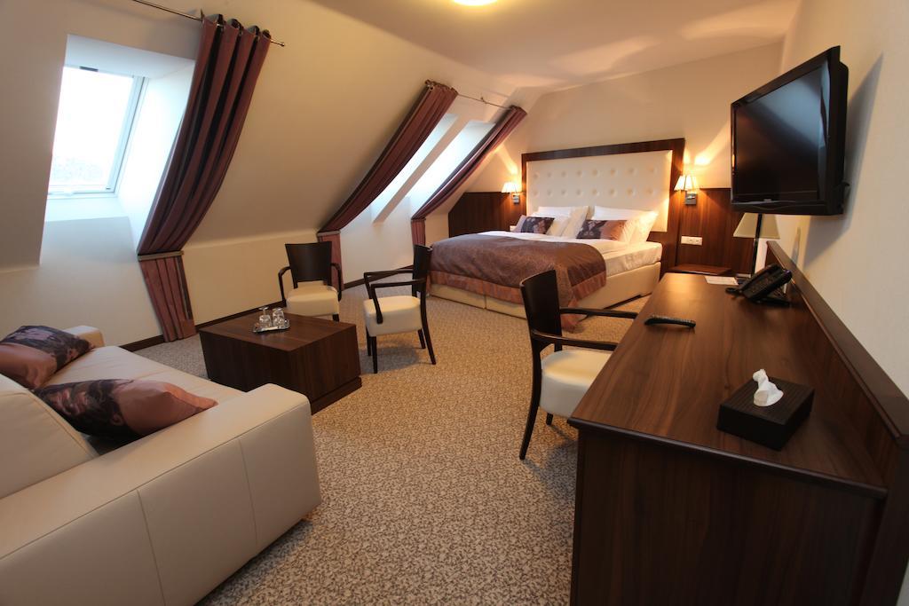 Hotel Sladovna Cerna Hora Phòng bức ảnh